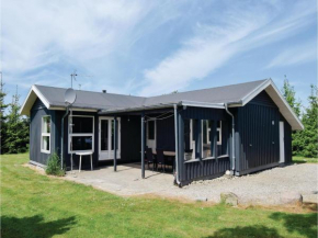 Three-Bedroom Holiday Home in Humble